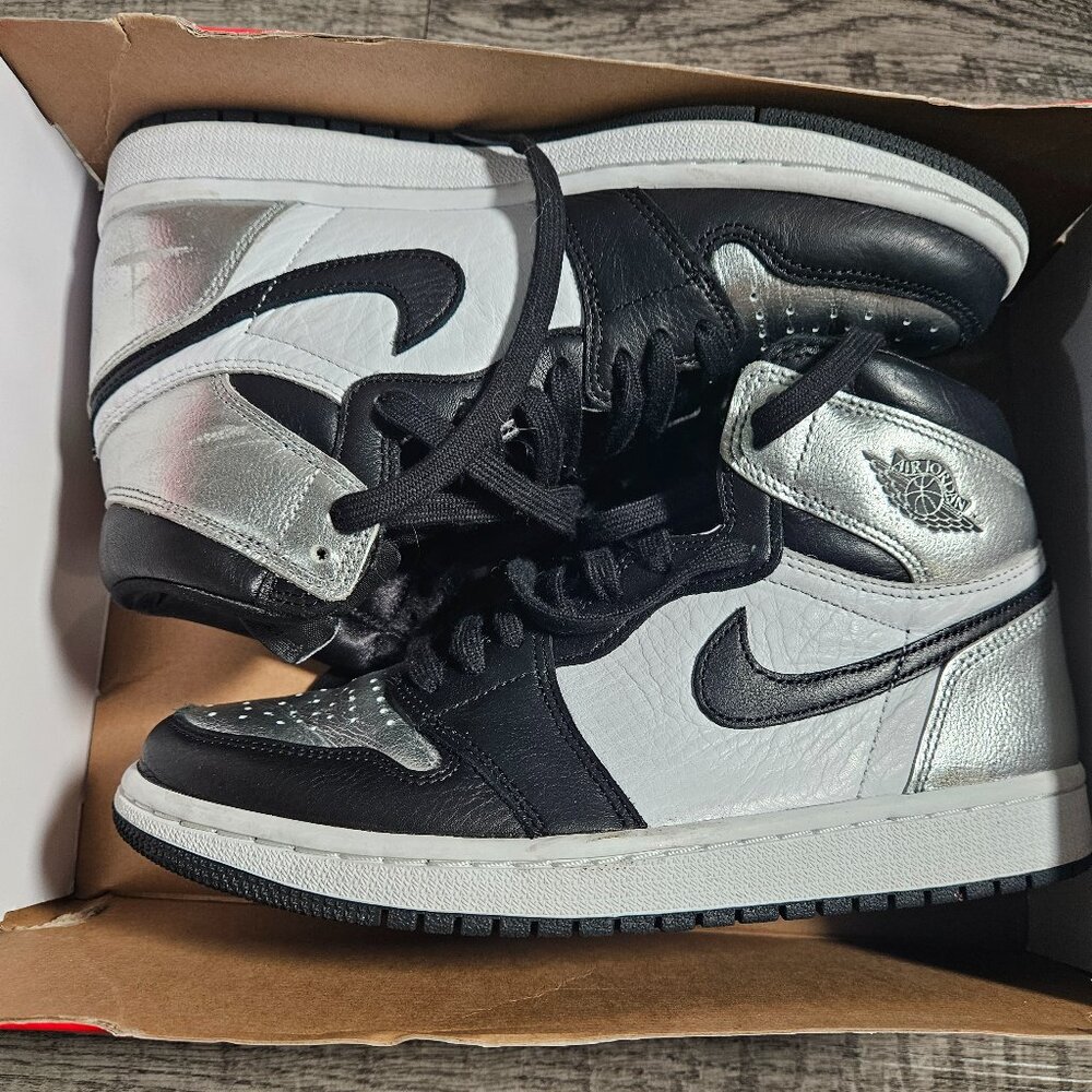 Nike Air Jordan Silver toes Size 8 WOMEN